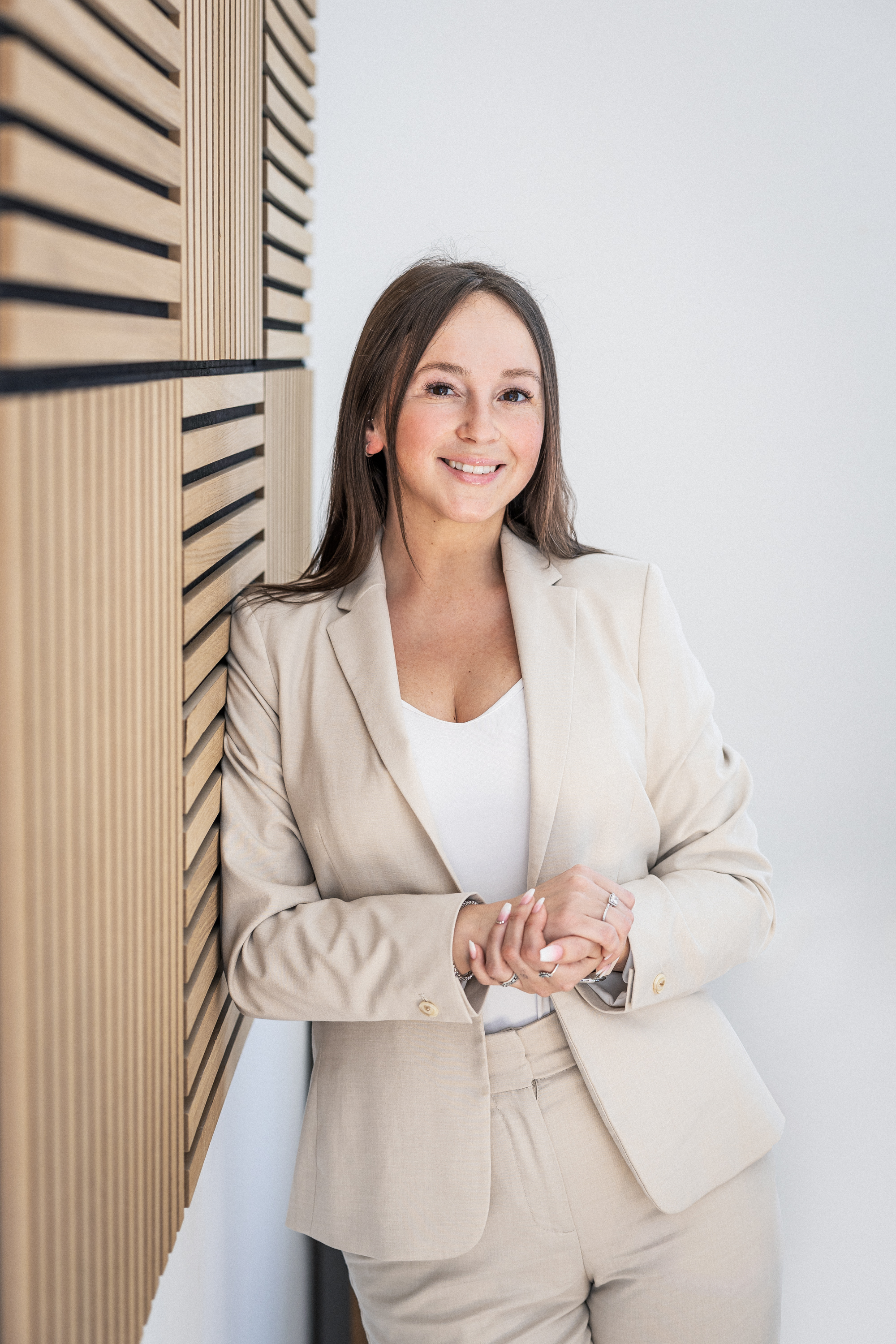 Frontalaufnahme von Danja Winterstein
